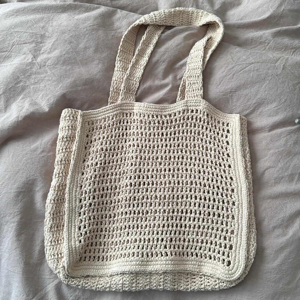 Abercrombie crochet bag - never used